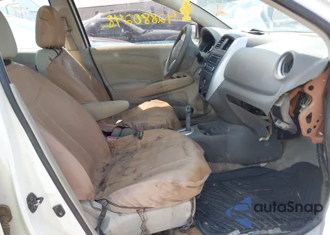 2015 Nissan Versa 1.6 Sv z USA, uszkodzony, nr VIN 3N1CN7AP0FL881039